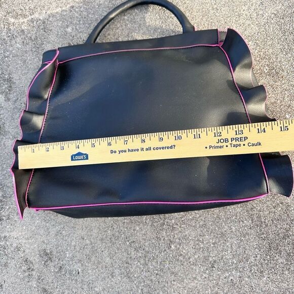 Just fab black vinyl ruffled handbag - Picture 8 of 10